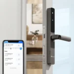 ⁦قفل ذكي بالبصمة EZVIZ DL06 – فتح بالبصمة والرقم السري والتحكم عن بُعد⁩ - الصورة ⁦3⁩